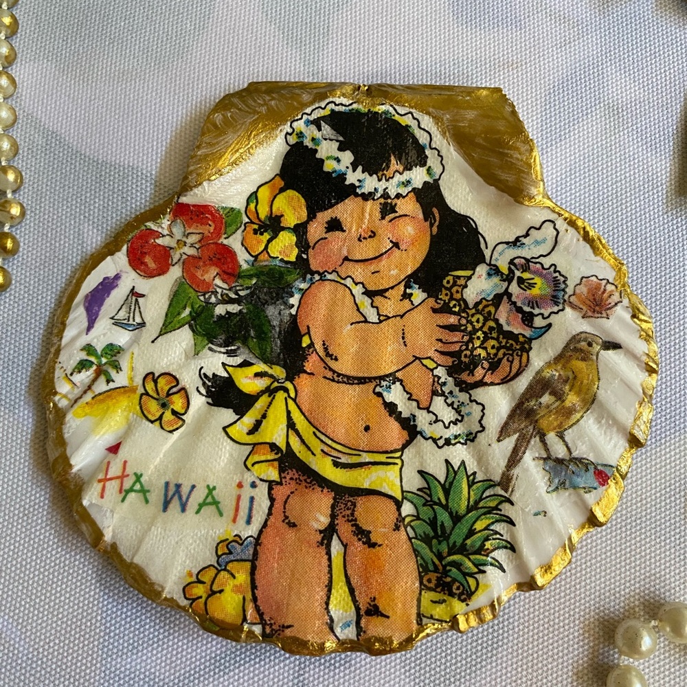 Hawaiian Shell Art with Child and Flowers